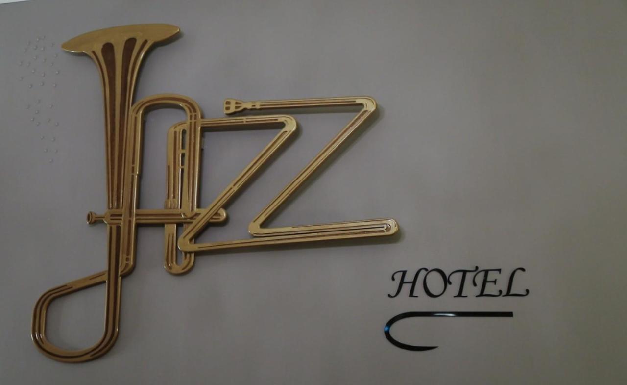 Le Jazz Hotel Kuwait City Exterior foto