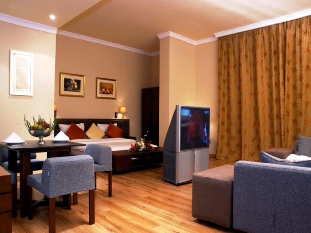 Le Jazz Hotel Kuwait City Exterior foto